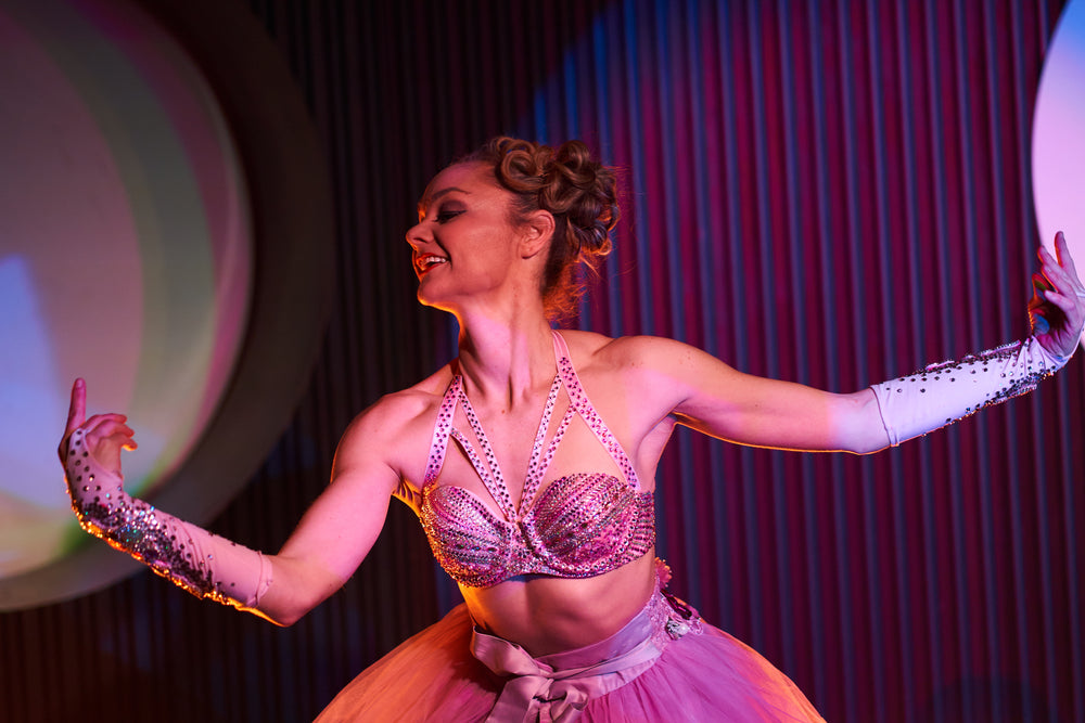 On this weekend, Dinner Show tickets to Burlesque Comedy Cabaret show in near Sydney CBD Sunday 26th October 2025 Potts Point 
